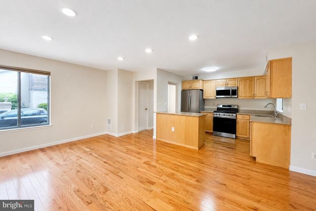 614 SAYRE DR, Princeton, NJ 08540