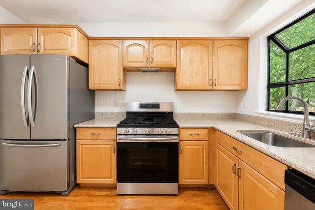 614 SAYRE DR, Princeton, NJ 08540