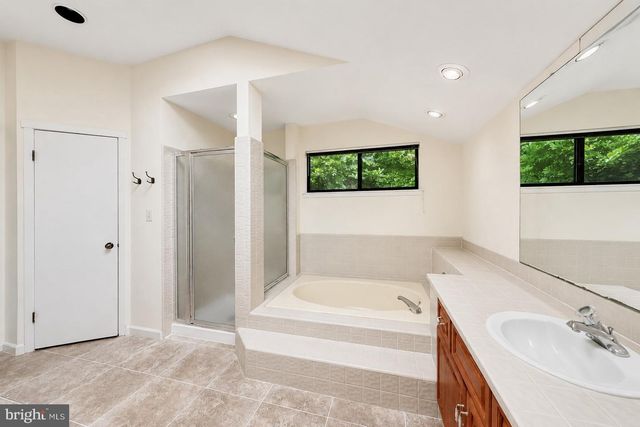 614 SAYRE DR, Princeton, NJ 08540