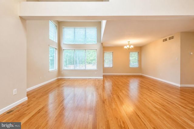 614 SAYRE DR, Princeton, NJ 08540