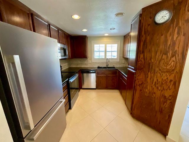 1247 Sundown, Escondido, CA 92026