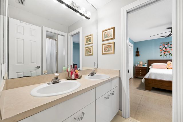 6512 NW 99th Avenue, Parkland, FL 33076