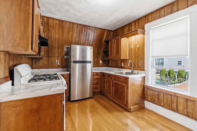 78 Grant St 2, Lynn, MA 01902