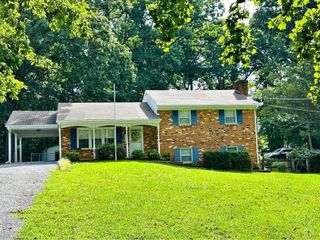 291 Dawnridge Dr., Lynchburg, VA 24502