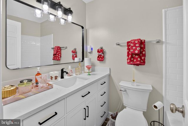 2816 RIDGE RD, Waldorf, MD 20603