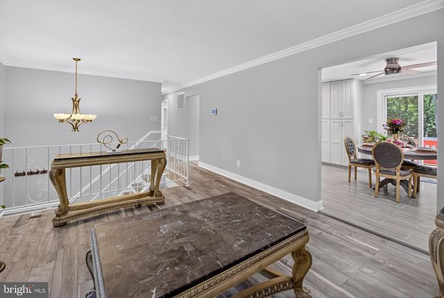 2816 RIDGE RD, Waldorf, MD 20603