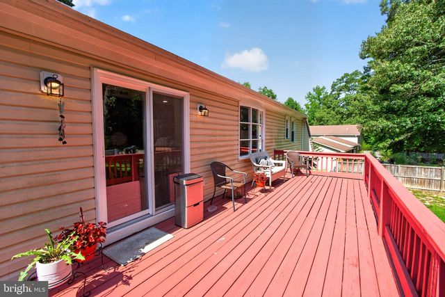 2816 RIDGE RD, Waldorf, MD 20603
