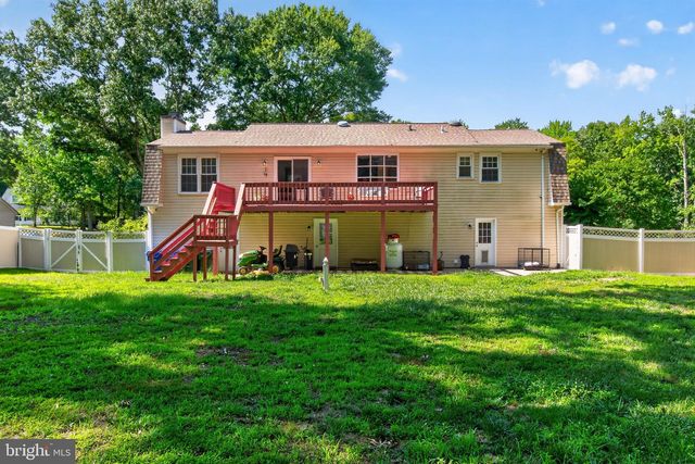2816 RIDGE RD, Waldorf, MD 20603