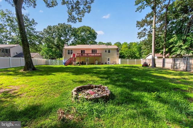 2816 RIDGE RD, Waldorf, MD 20603