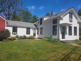 146 South St, Barre, MA 01005