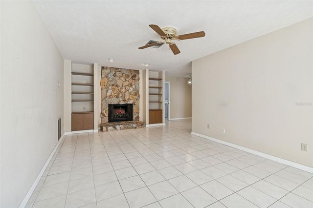 6611 PEACHTREE DRIVE, Temple Terrace, FL 33617