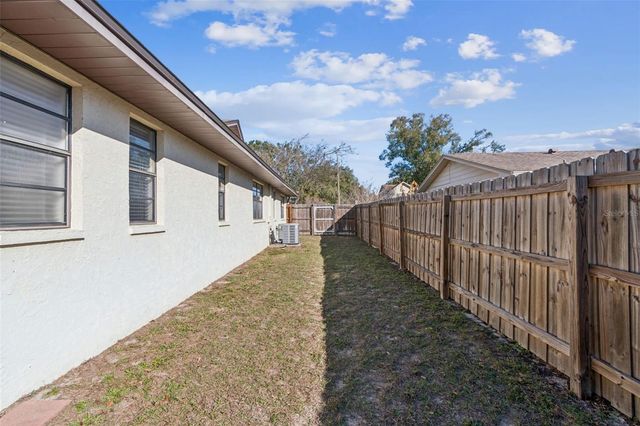 6611 PEACHTREE DRIVE, Temple Terrace, FL 33617