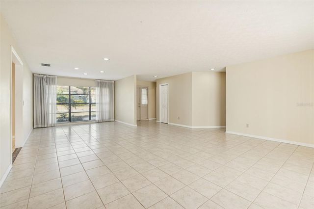 6611 PEACHTREE DRIVE, Temple Terrace, FL 33617