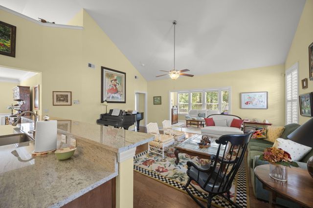 135 Brutus Lane, Summerville, SC 29485