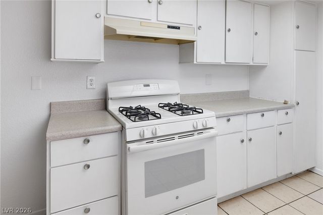 4304 Devlin Green Court, Las Vegas, NV 89110