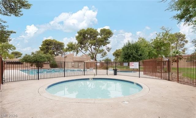 4304 Devlin Green Court, Las Vegas, NV 89110