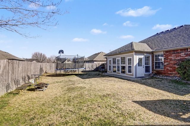 11111 E 120th Street N, Collinsville, OK 74021