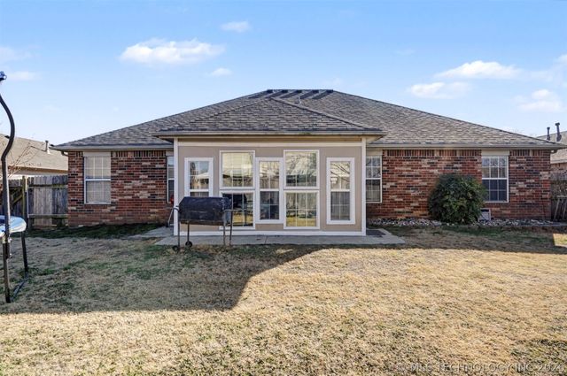 11111 E 120th Street N, Collinsville, OK 74021