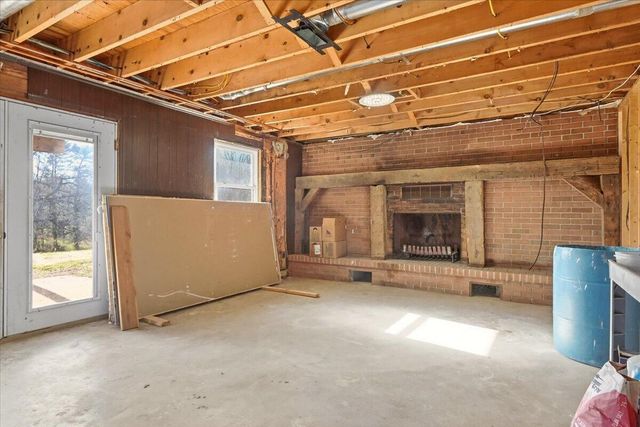 13232 Old Mansfield Road, Mount Vernon, OH 43050