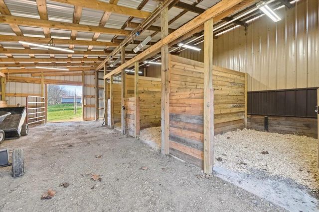 13232 Old Mansfield Road, Mount Vernon, OH 43050