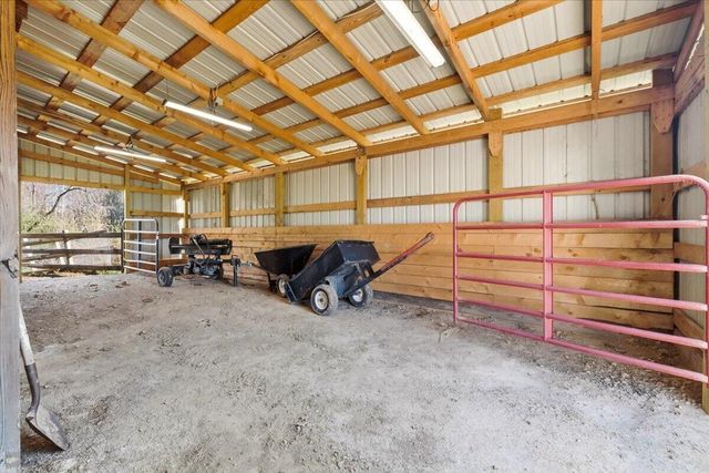 13232 Old Mansfield Road, Mount Vernon, OH 43050