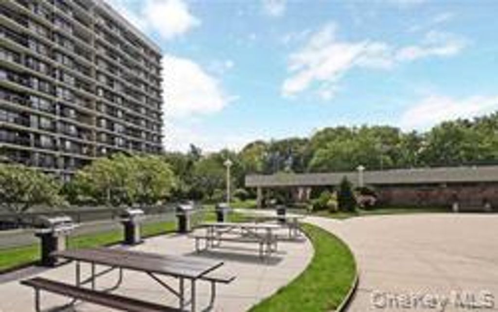 150-38 Union Turnpike 4 L, Flushing, NY 11367 — photo 5