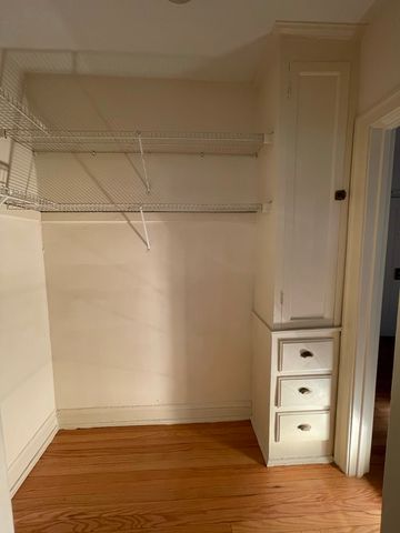 1824 N Lincoln Park West 306, Chicago, IL 60614