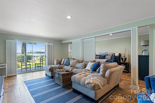20417 Harborgate Court 507, Cornelius, NC 28031