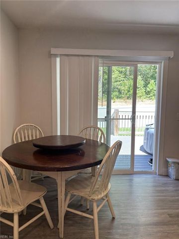 6915 Healy AVE, Gloucester, VA 23061