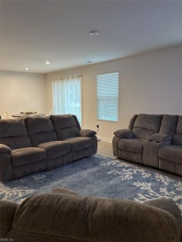 6915 Healy AVE, Gloucester, VA 23061