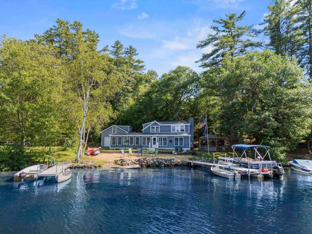 42 Brewster Road, Barnstead, NH 03225