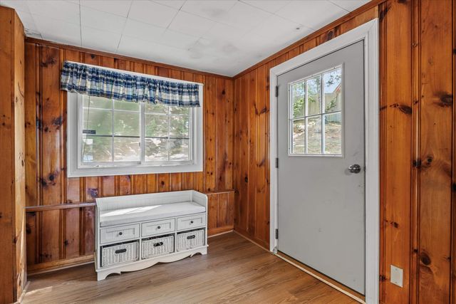 42 Brewster Road, Barnstead, NH 03225