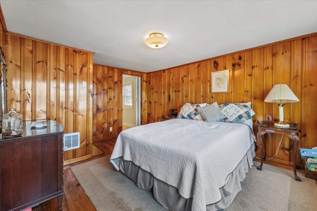 42 Brewster Road, Barnstead, NH 03225