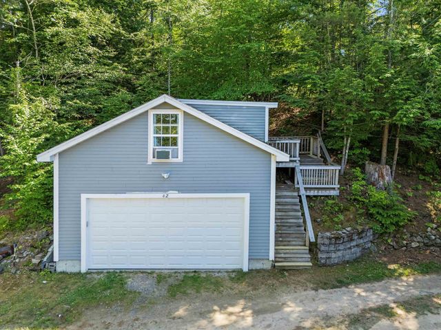 42 Brewster Road, Barnstead, NH 03225