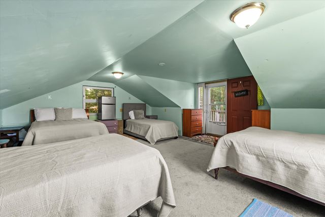 42 Brewster Road, Barnstead, NH 03225