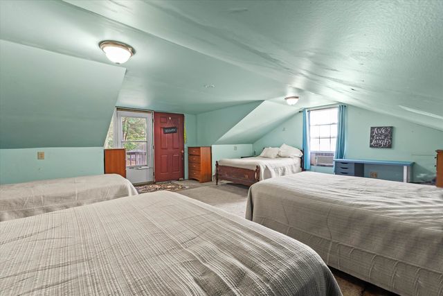 42 Brewster Road, Barnstead, NH 03225