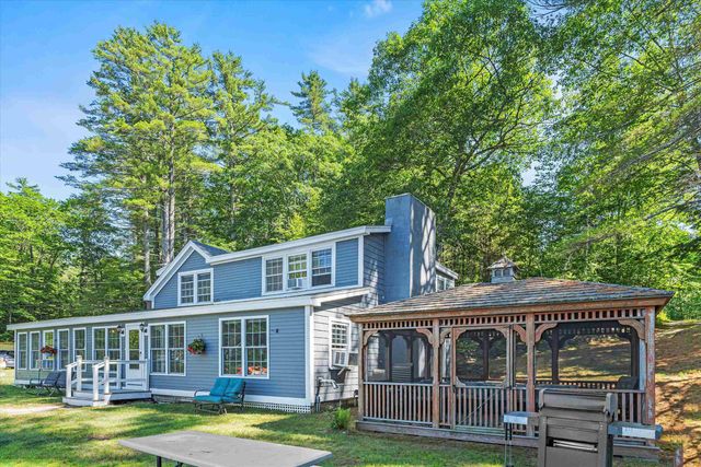 42 Brewster Road, Barnstead, NH 03225