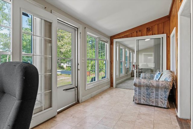 42 Brewster Road, Barnstead, NH 03225
