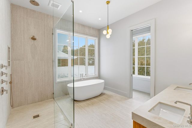 120 Halsey Lane, Bridgehampton, NY 11932