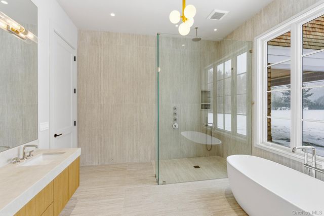 120 Halsey Lane, Bridgehampton, NY 11932