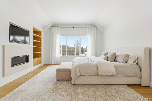 120 Halsey Lane, Bridgehampton, NY 11932