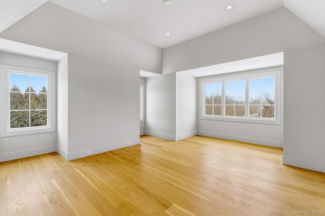 120 Halsey Lane, Bridgehampton, NY 11932