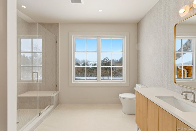 120 Halsey Lane, Bridgehampton, NY 11932