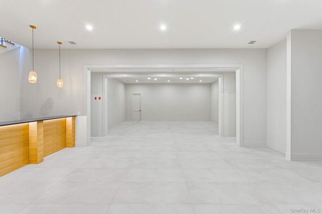 120 Halsey Lane, Bridgehampton, NY 11932