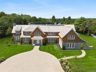 120 Halsey Lane, Bridgehampton, NY 11932