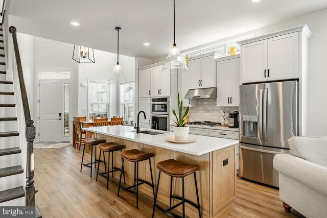 923 STABLE WAY, Downingtown, PA 19335