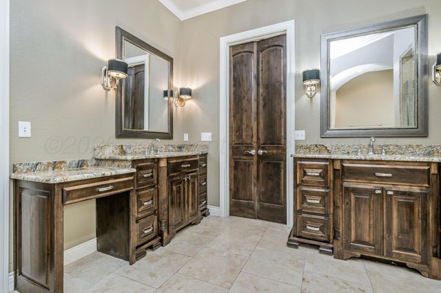 5706 BARRINGTON Court, Amarillo, TX 79119