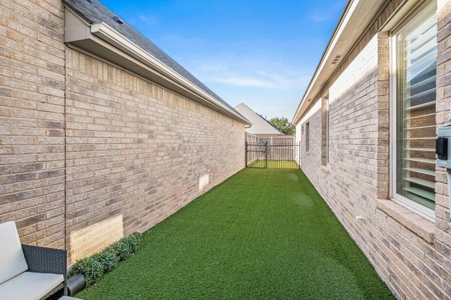 5706 BARRINGTON Court, Amarillo, TX 79119