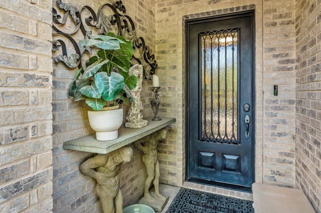 5706 BARRINGTON Court, Amarillo, TX 79119