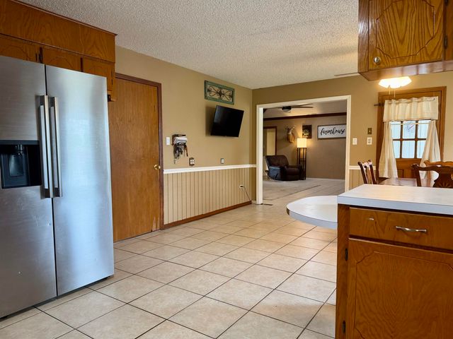 225 Guidry St, Bourg, LA 70343